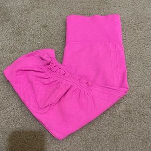 Lululemon crop 19” pink tights